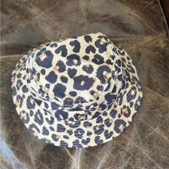 Loeffler Randall animal print bucket hat - Picture 6 of 7